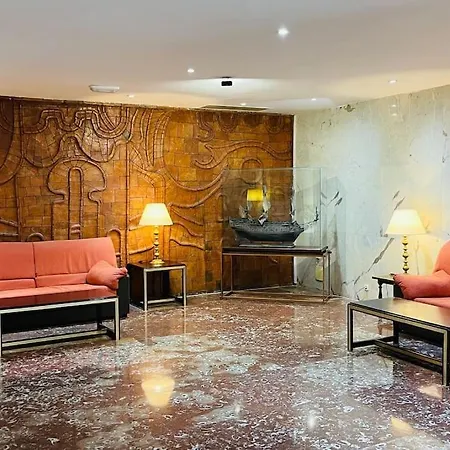 Amazing Sea Views & Front Of The